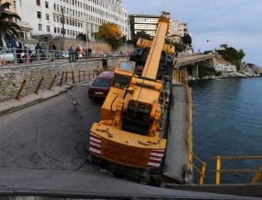 Στην Καβάλα μεταβαίνει εκτάκτως η Νοτοπούλου μαζί με κλιμάκιο μηχανικών μετά την κατάρρευση της γέφυρας